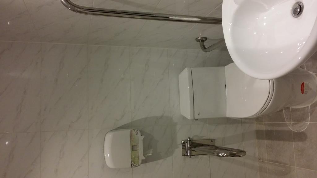 New Suwon Hotel Екстериор снимка