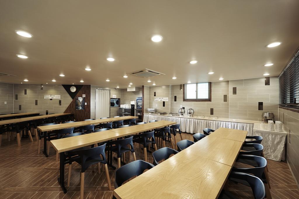 New Suwon Hotel Екстериор снимка