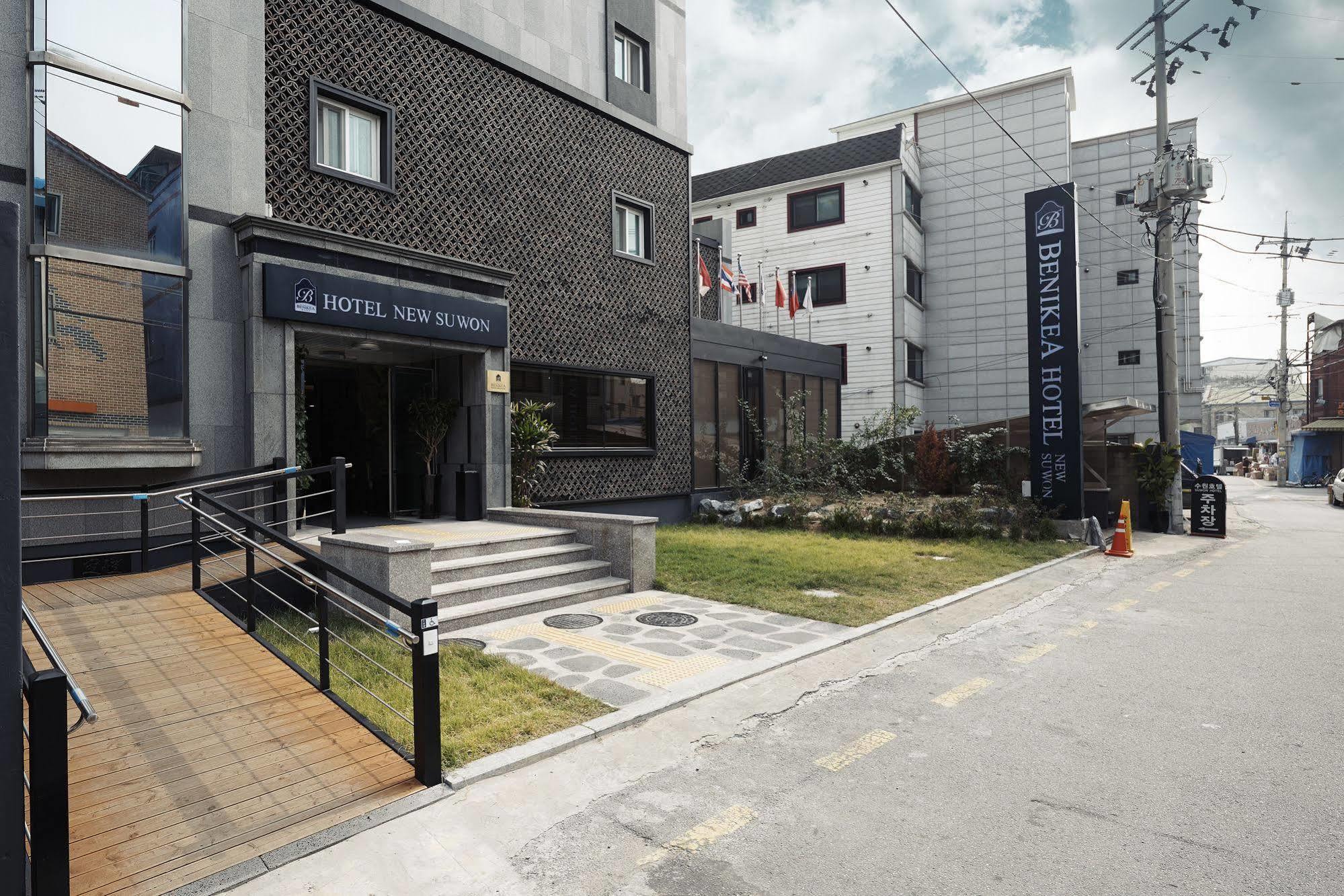New Suwon Hotel Екстериор снимка