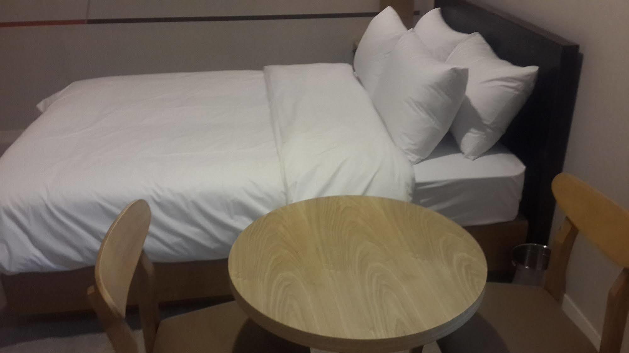 New Suwon Hotel Екстериор снимка