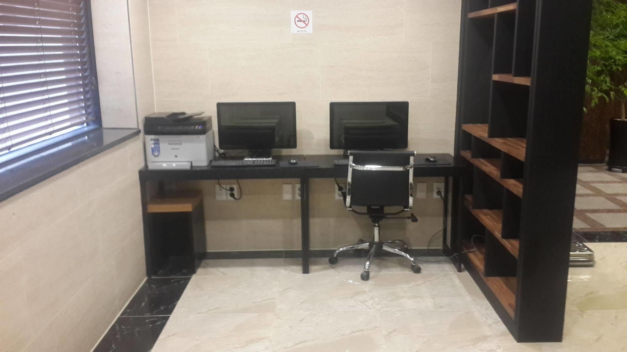 New Suwon Hotel Екстериор снимка