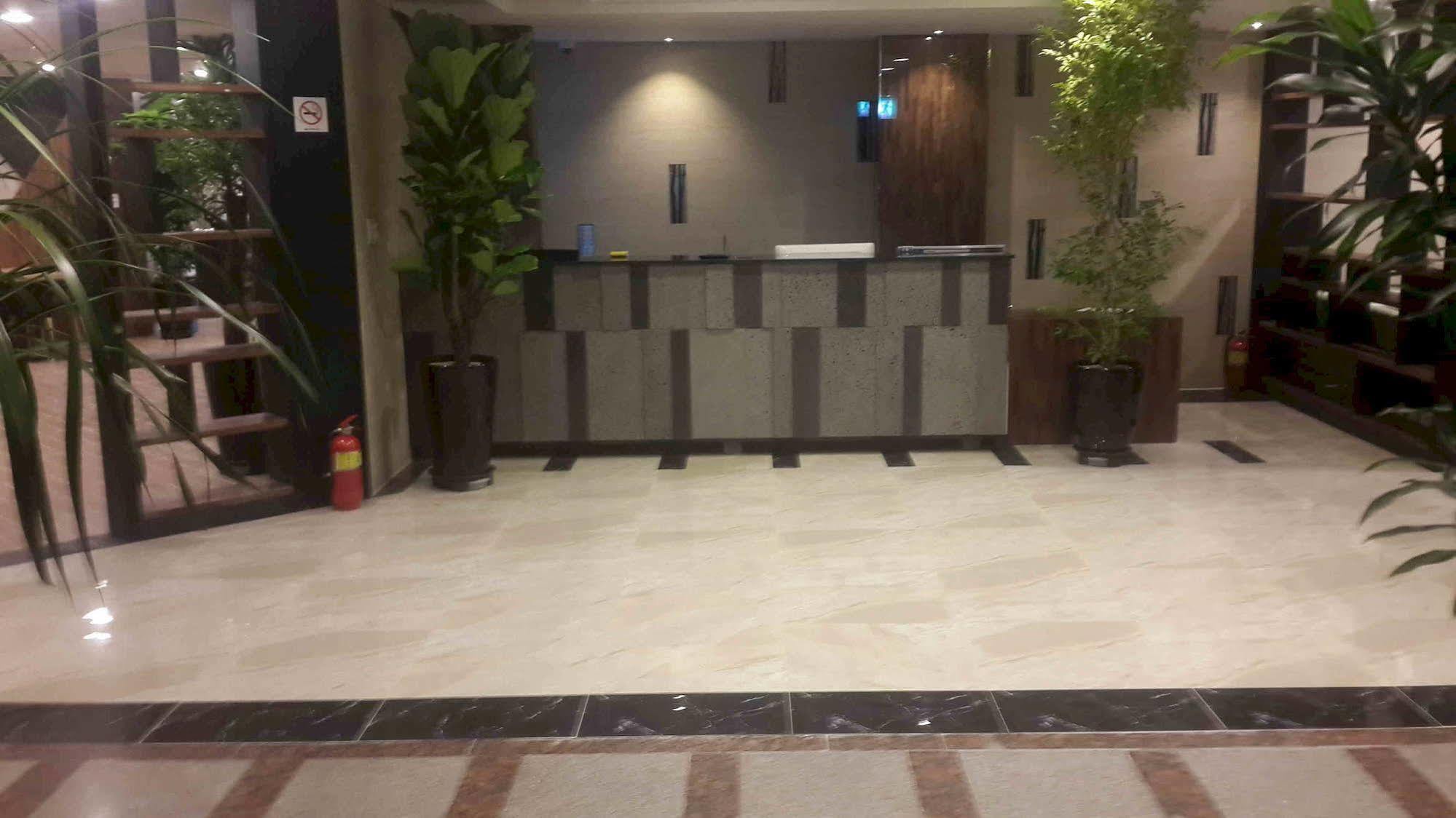 New Suwon Hotel Екстериор снимка